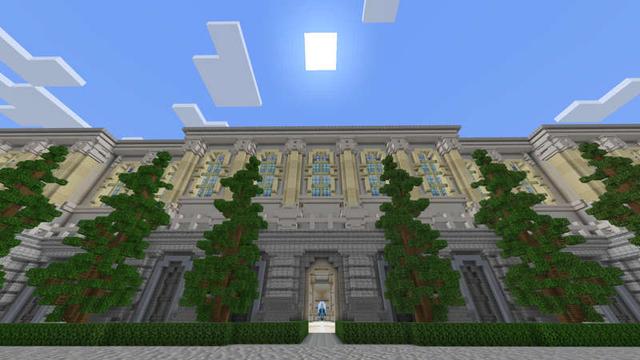 Screenshot of the Minecraft Bedrock Marketplace product Luxury Palace created by RareLoot.