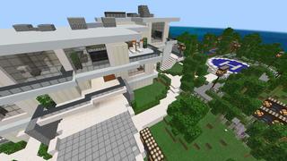 Screenshot of the Minecraft Bedrock Marketplace product Millionaire's Hill Mansion created by RareLoot.