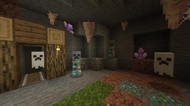 Screenshot of the Minecraft Bedrock Marketplace product More Creepers created by RareLoot.