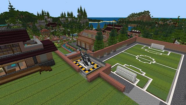 Screenshot of the Minecraft Bedrock Marketplace product Cozy Pine Mansion created by Razzleberries.