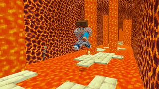 Screenshot of the Minecraft Bedrock Marketplace product Survie extrême Planètes géantes created by Razzleberries.