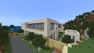 Screenshot of the Minecraft Bedrock Marketplace product Luxury Beachside Mansion created by Razzleberries.