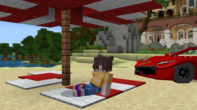 Screenshot of the Minecraft Bedrock Marketplace product Luxury Mansion created by ThunderAy.