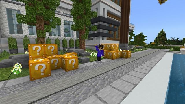 Screenshot of the Minecraft Bedrock Marketplace product Lucky Block Mansion created by Street Studios.