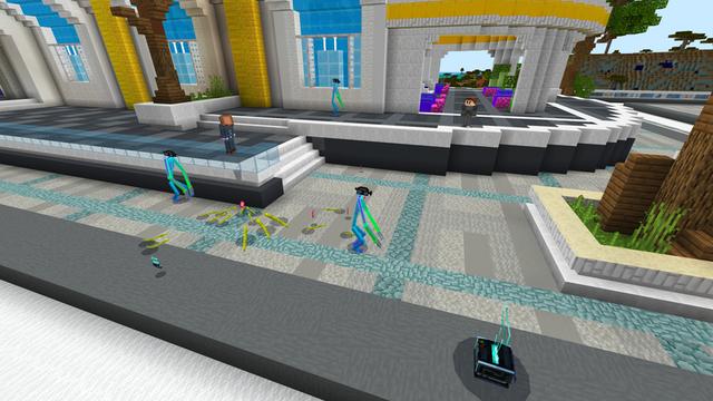 Screenshot of the Minecraft Bedrock Marketplace product Online created by ThunderAy.
