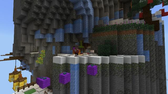 Screenshot of the Minecraft Bedrock Marketplace product Holiday Spiral Parkour created by Tristan Productions.